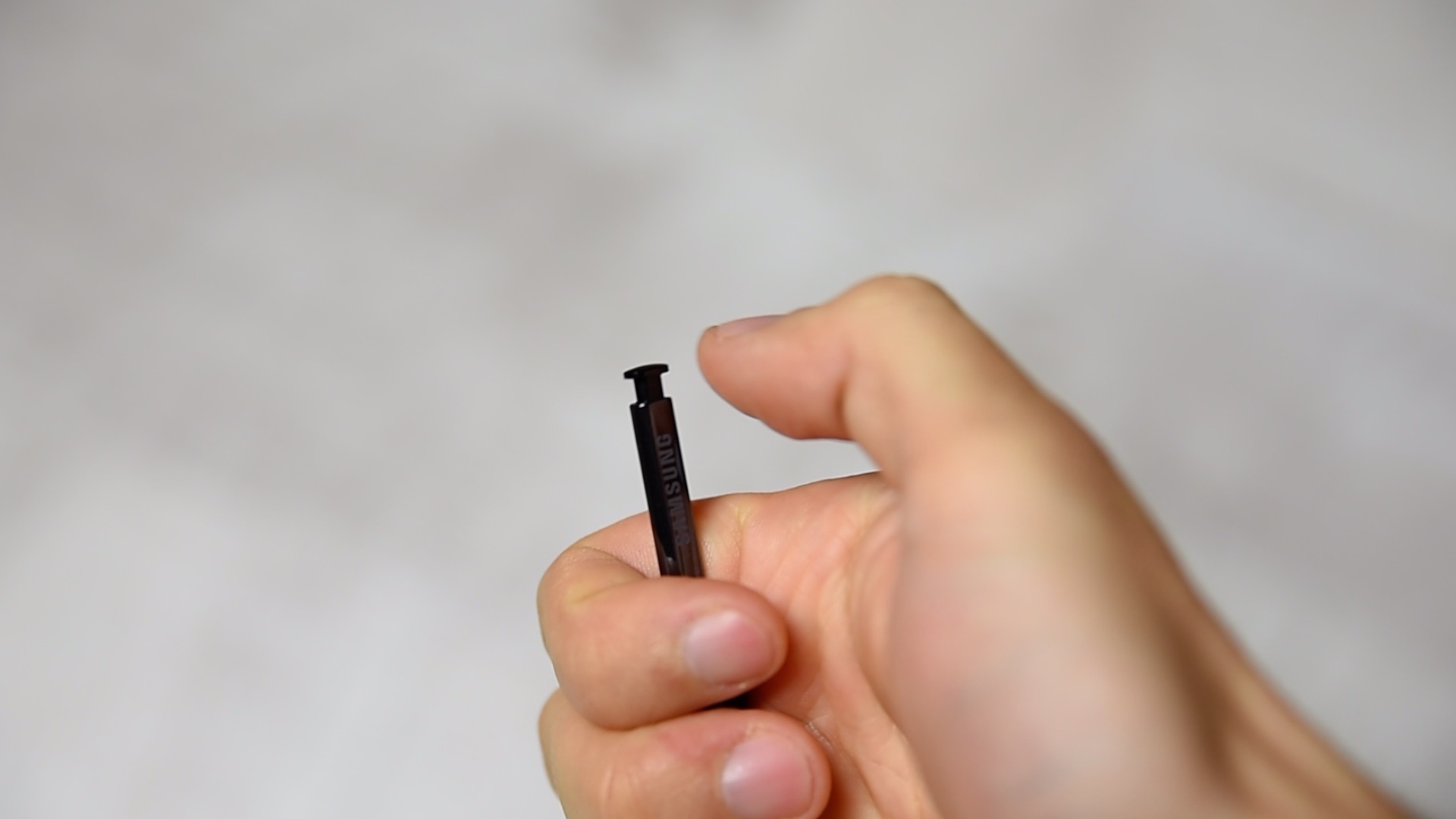 Samsung Galaxy Note 8 - rysik S Pen class="wp-image-589839" 