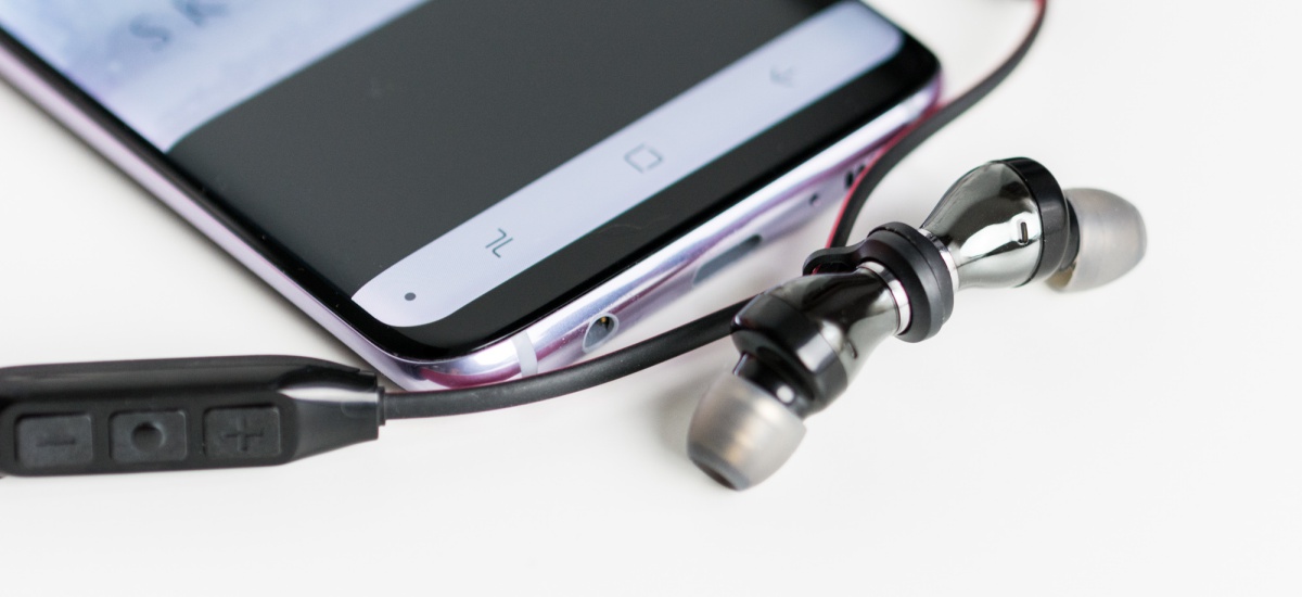 Sennheiser Momentum Free