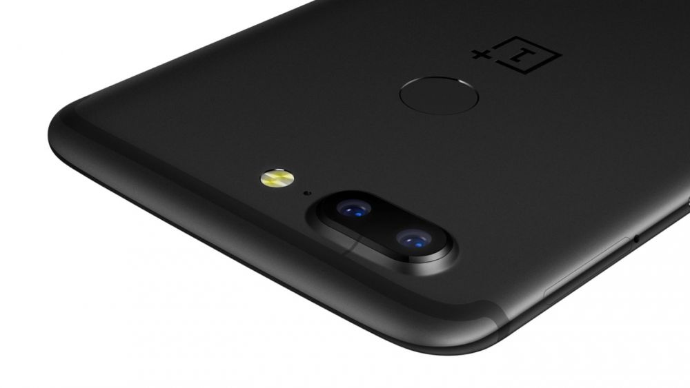 OnePlus 5T class="wp-image-628417" 
