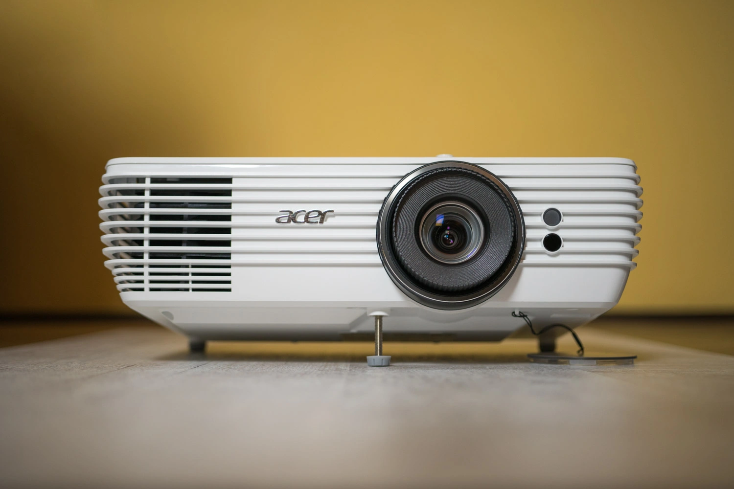 Projektor 4K Acer V7850 - recenzja class="wp-image-627109"