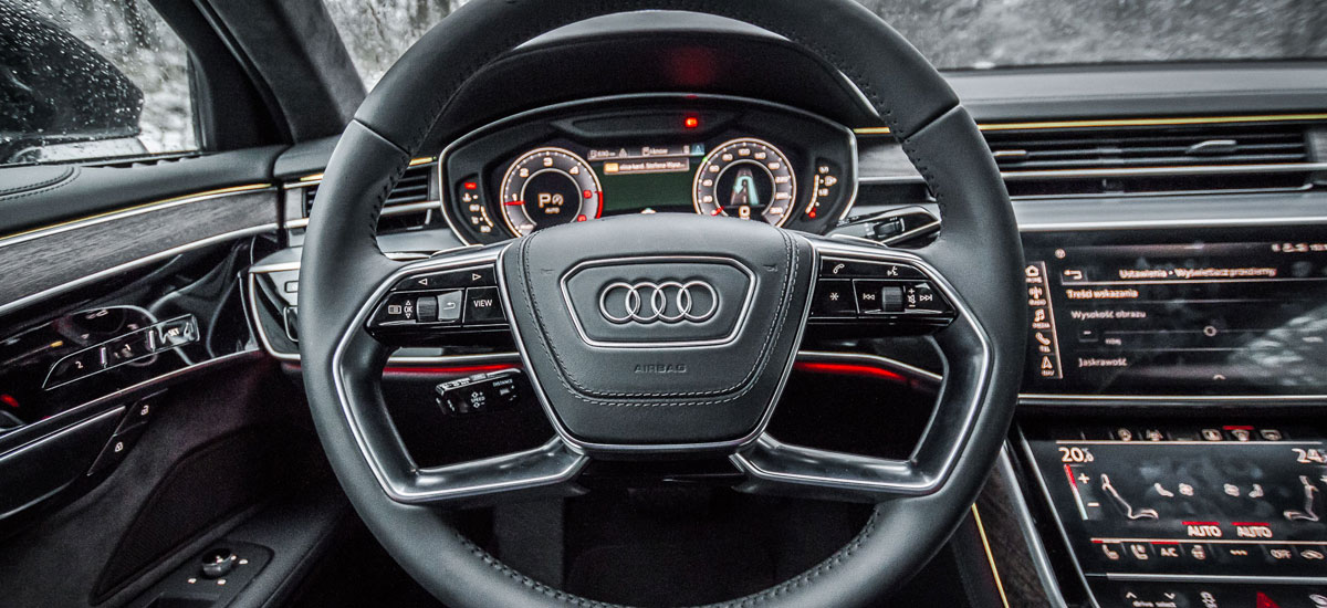 audi a8 wnętrze