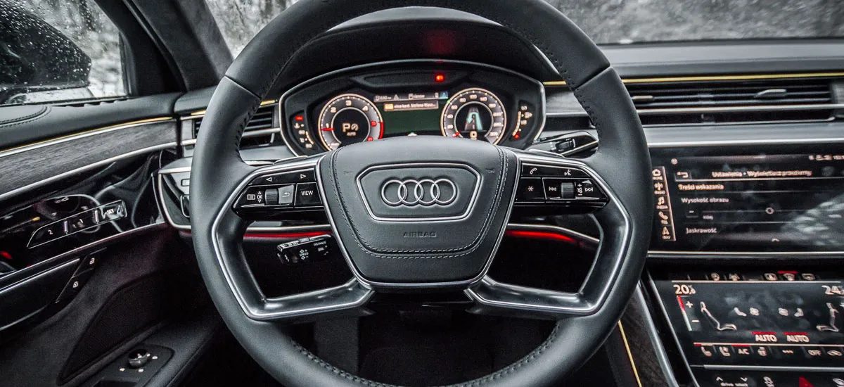 audi a8 wnętrze