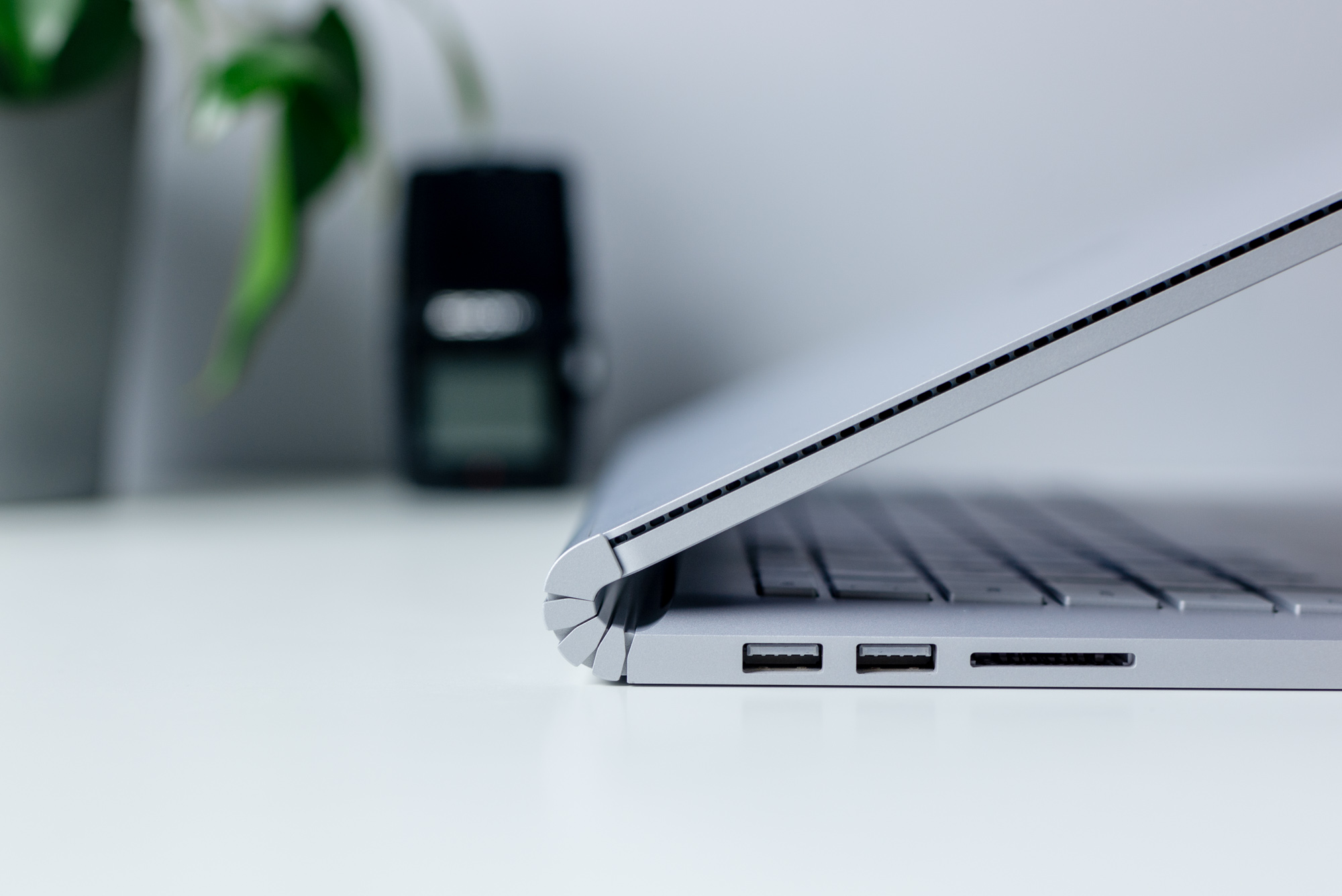 Surface Book 2 15" w Polsce - ruszyła przedsprzedaż z bonusami