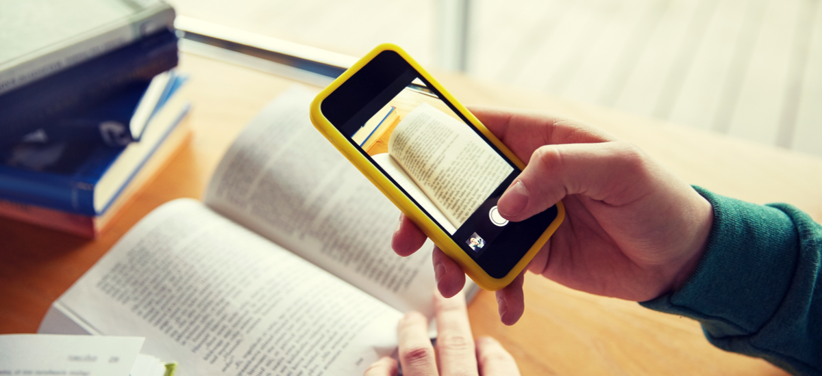 Smartfon to przedłużenie mózgu. Jak można zabronić korzystać z mózgu?