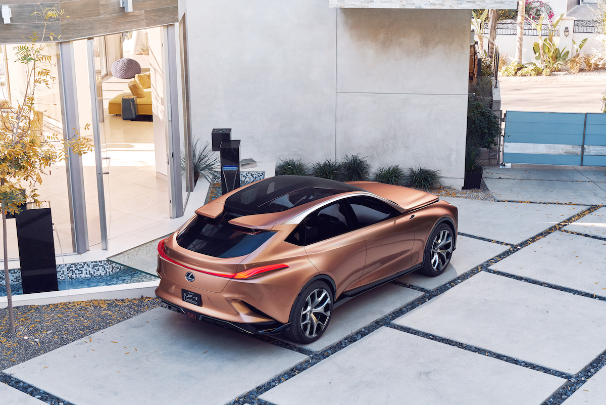Piękna bestia - Lexus prezentuje model LF-1 Limitless