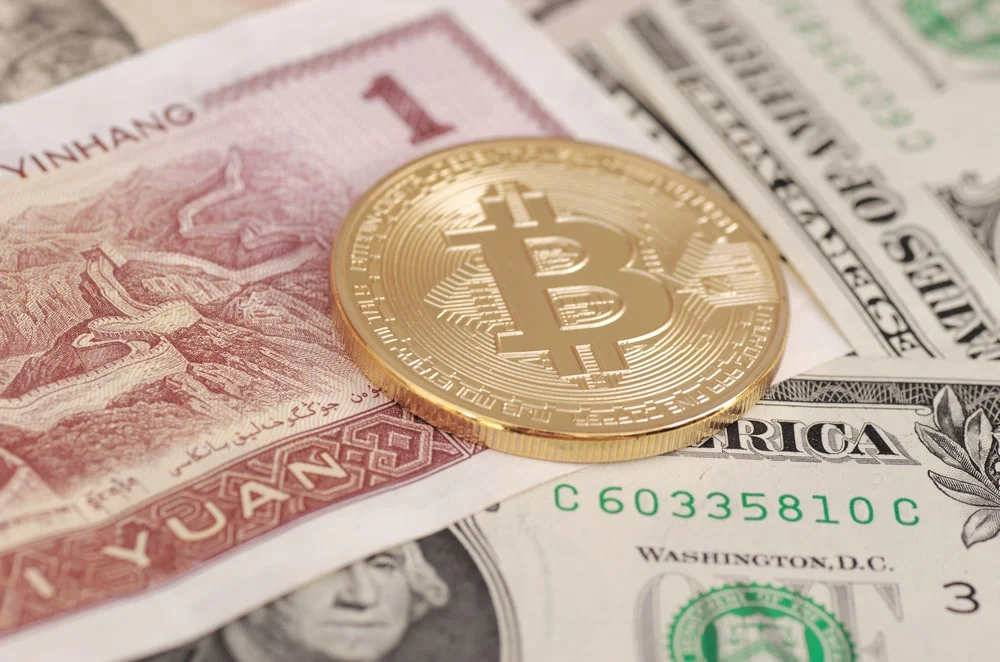 Dlaczego kurs bitcoina spada? Trzy najważniejsze powody class="wp-image-674467"
