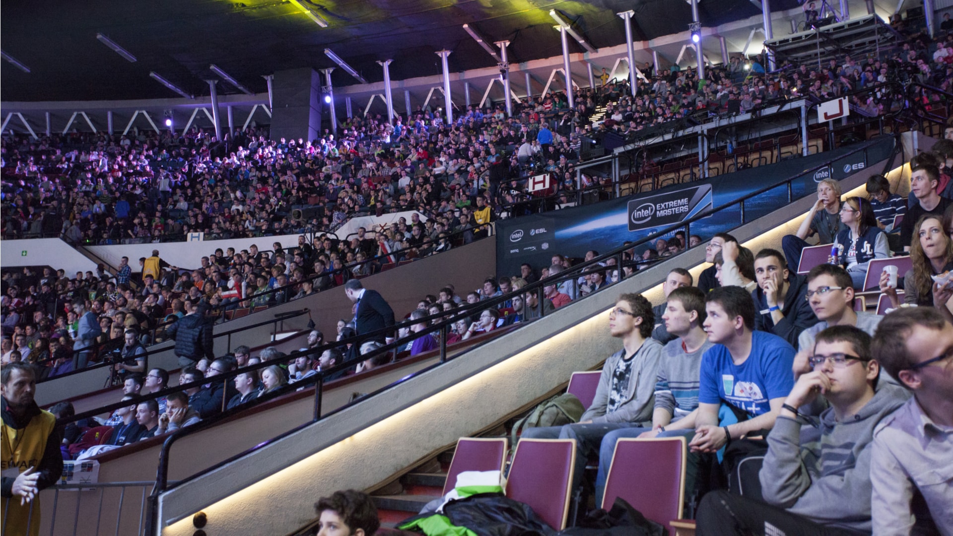 E-sport, nie esport. Eksperci nie pozostawiają wątpliwości co do poprawnej pisowni