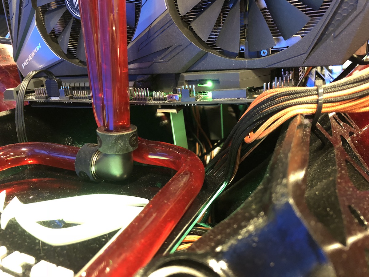 Asus V8 Mod IEM 2018 14 class="wp-image-692254" 