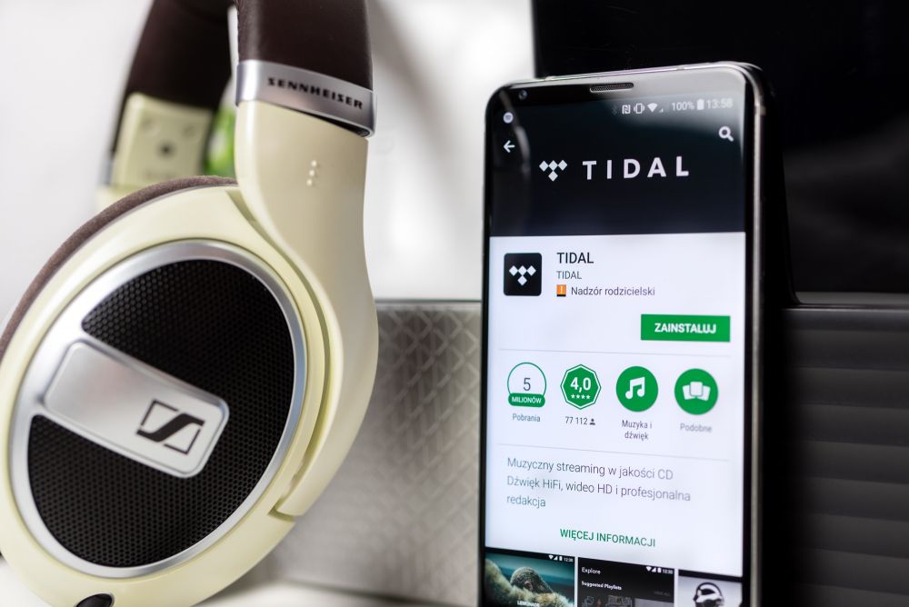 Tidal oferuje najwyższą dostępną na smartfonach jakość dźwięku w telefonie do słuchania muzyki. class="wp-image-704661" 