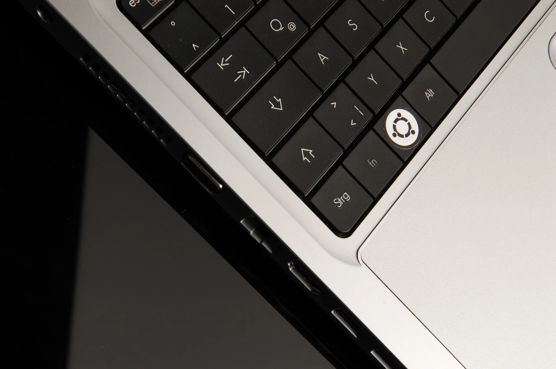Programiści mogą tworzyć własne dystrybucje Linuksa dla Windowsa