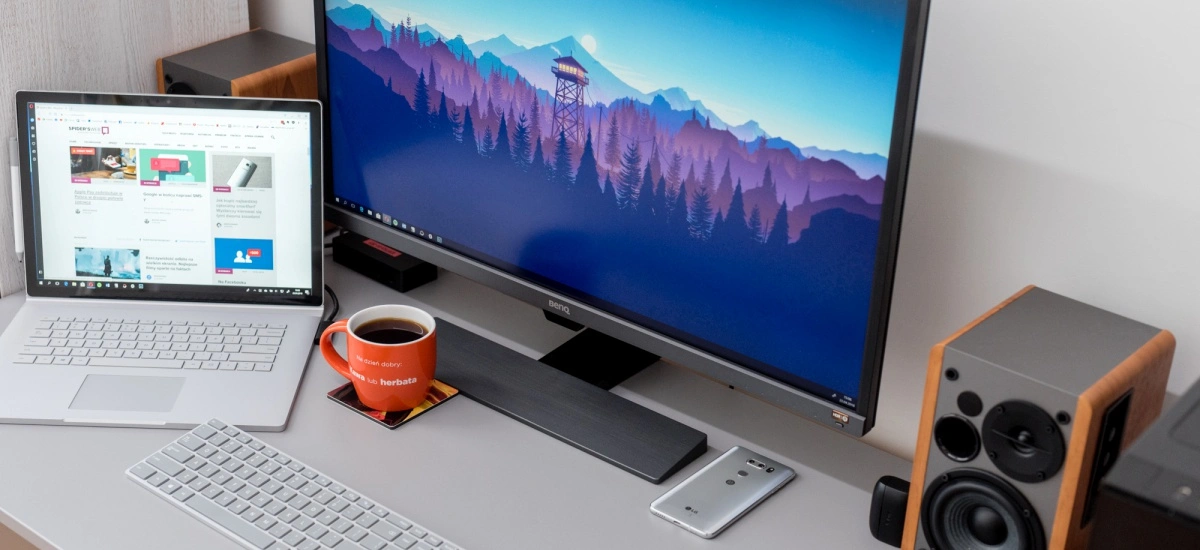 BenQ EW3270U