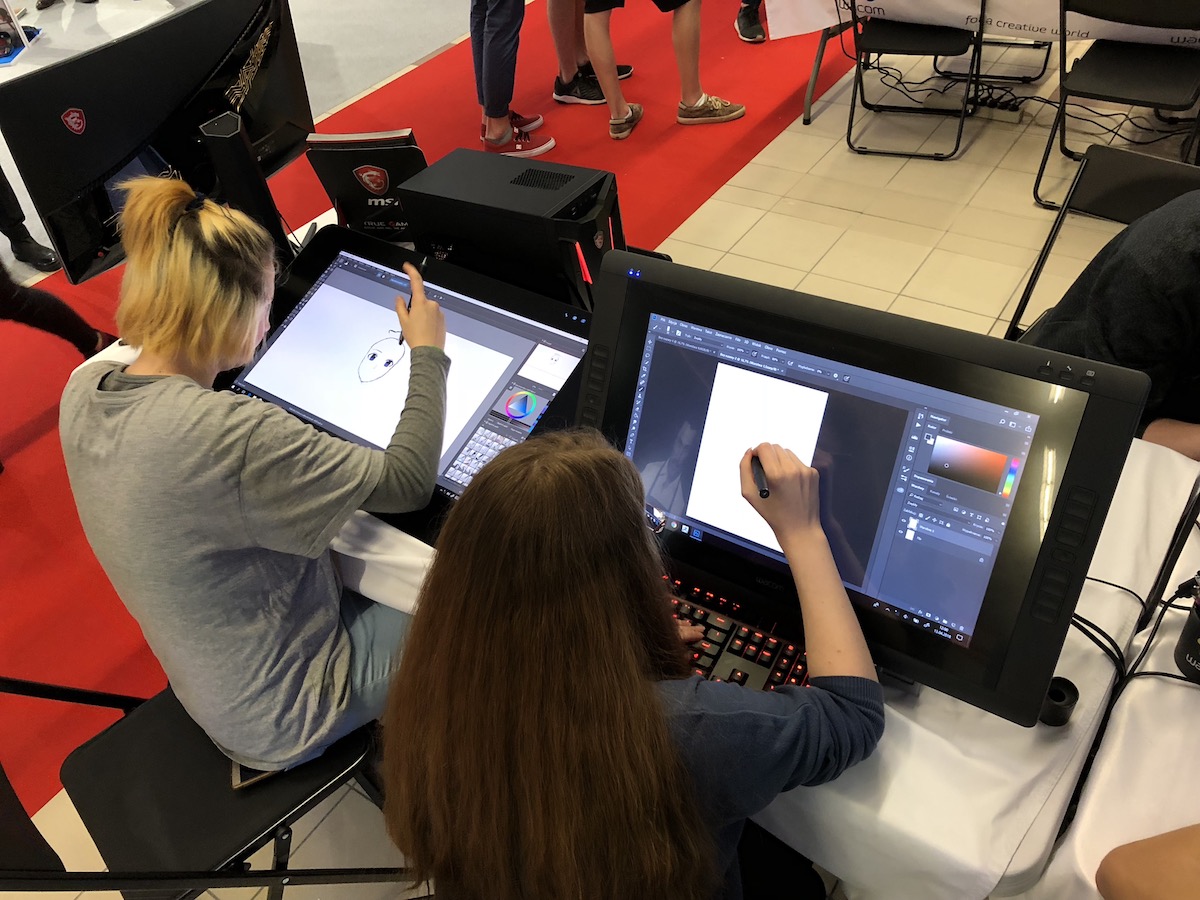 Electronics Show Wacom 17 class="wp-image-716994" 