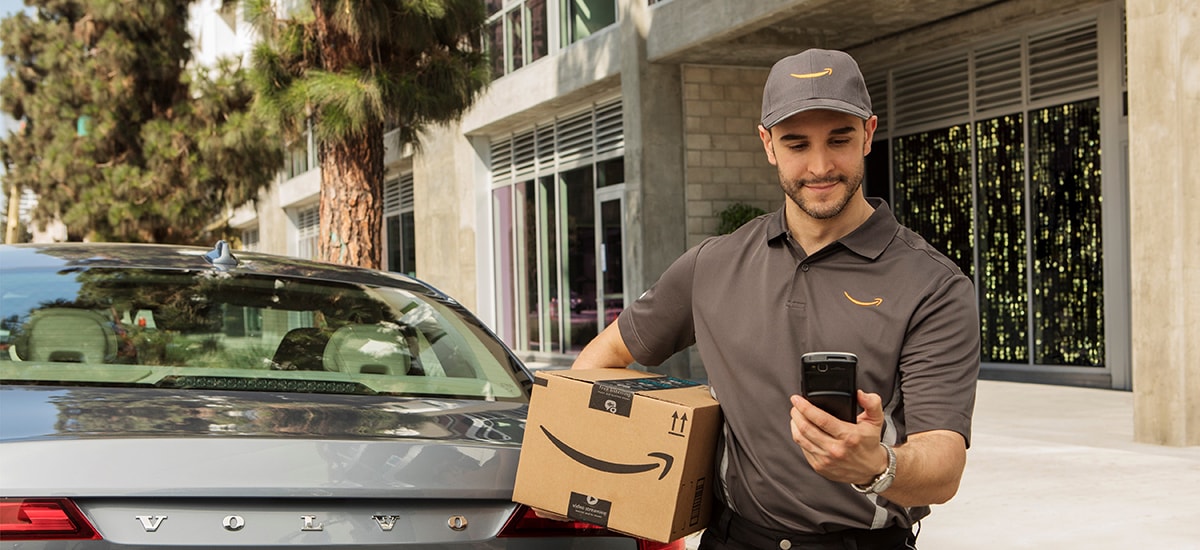 Amazon dostarczy paczki do samochodu z Amazon Key