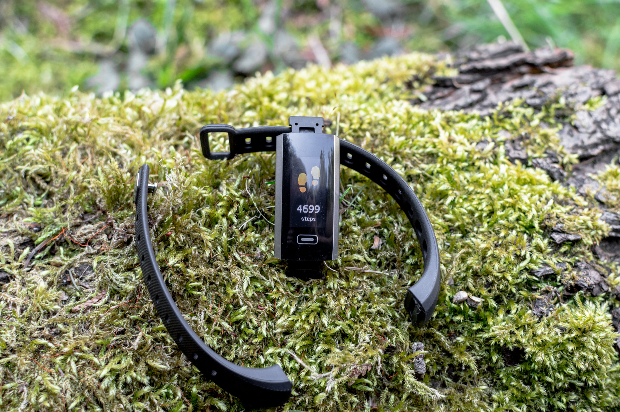 Motywacja nie musi być droga. Opaska Goclever Smart Band Maxfit Premium - recenzja