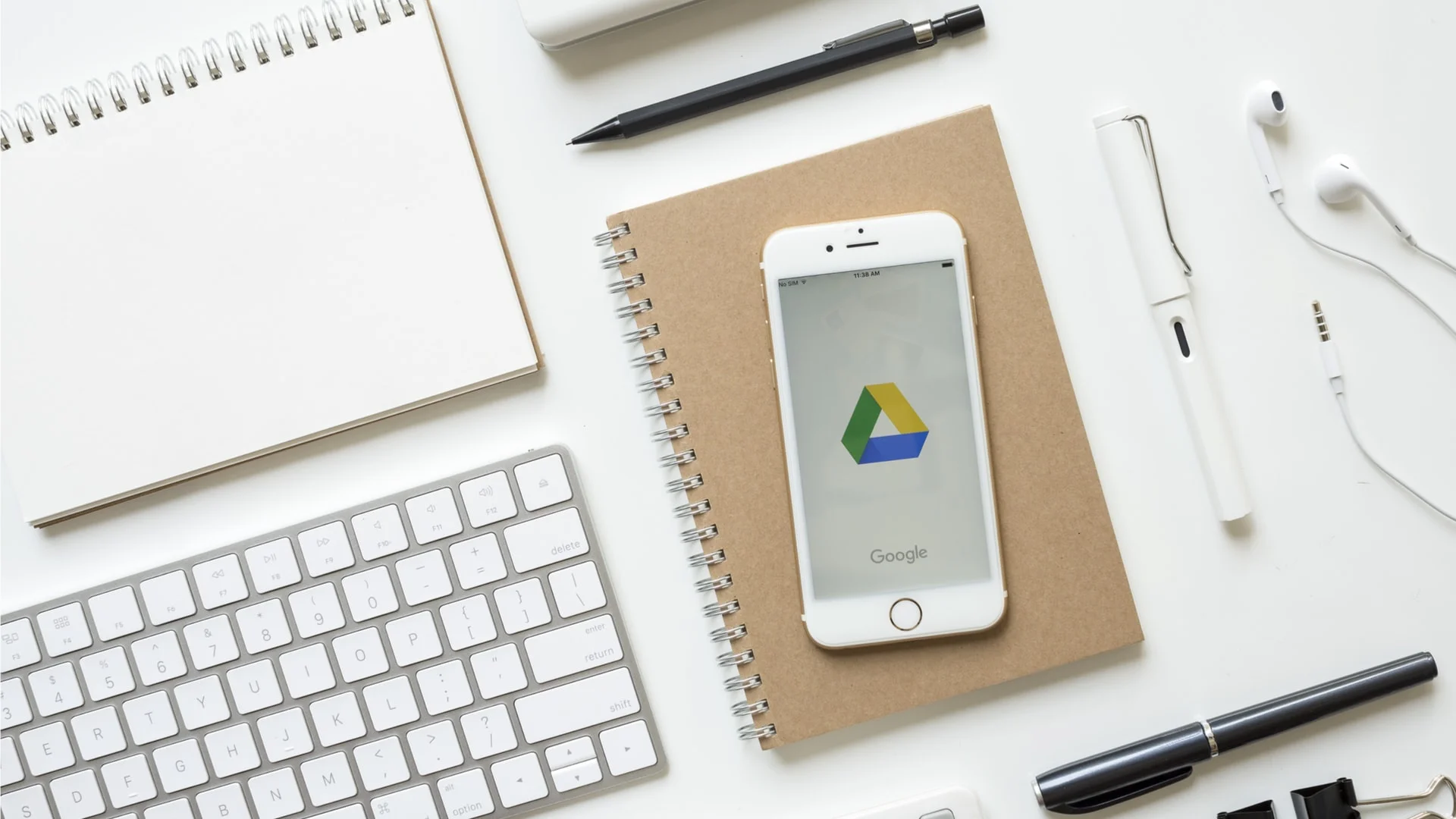 Cztery usługi Google, których nadal używam po przesiadce na iPhone'a