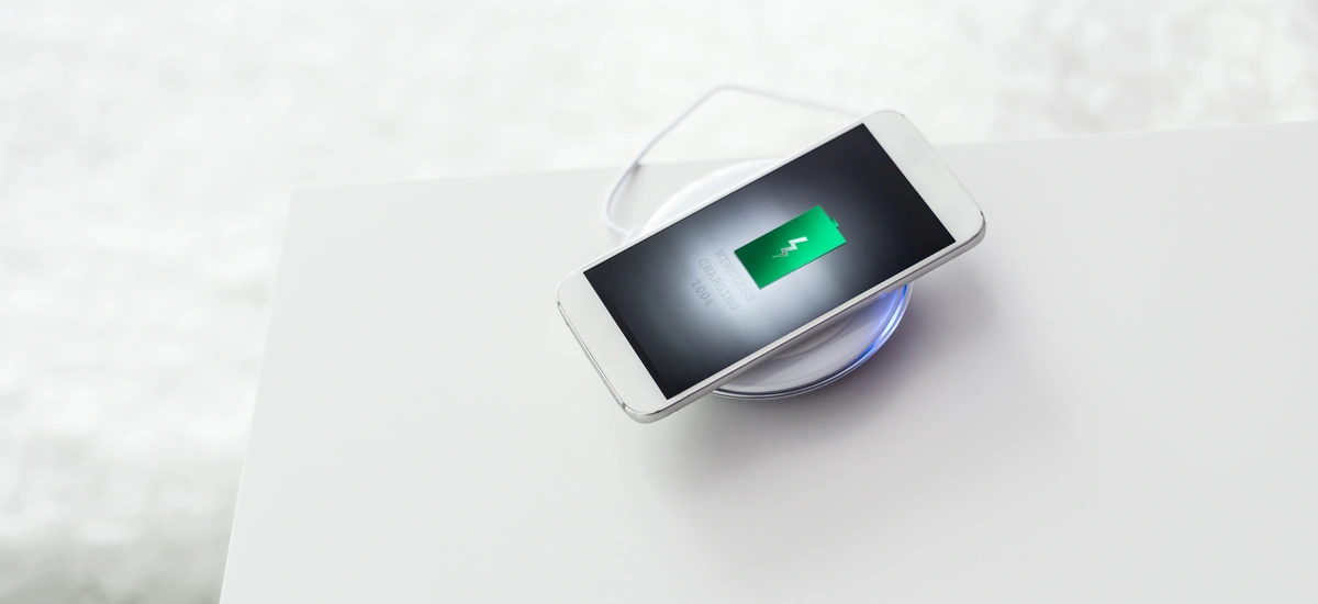 Whirla - polska firma, która chce uwolnić nasze smartfony od kabli