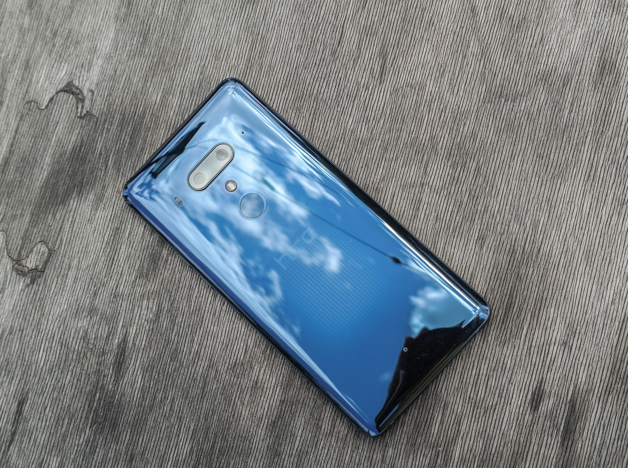 HTC U12+ class="wp-image-737062"