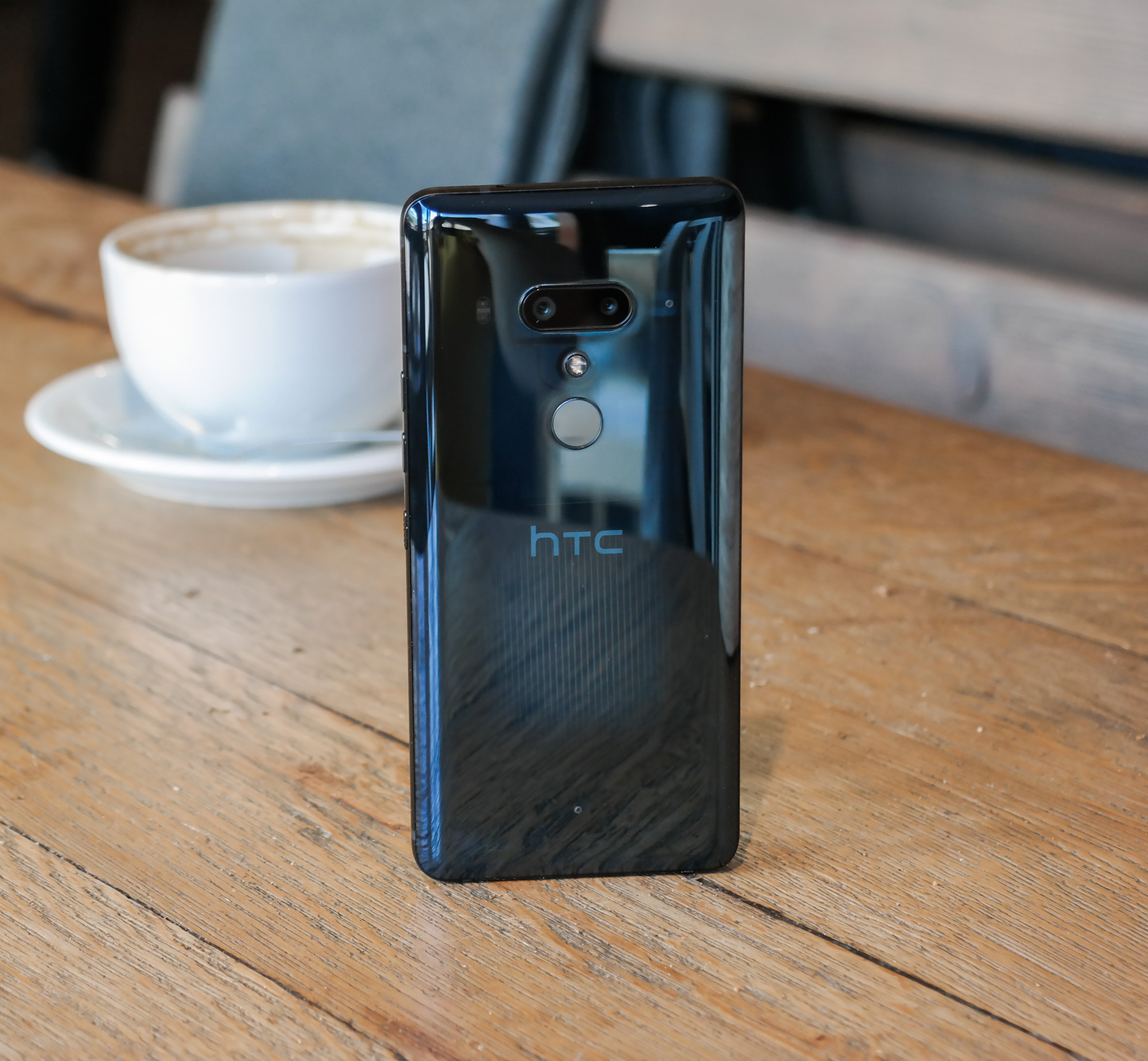 HTC U12+ class="wp-image-737083" 