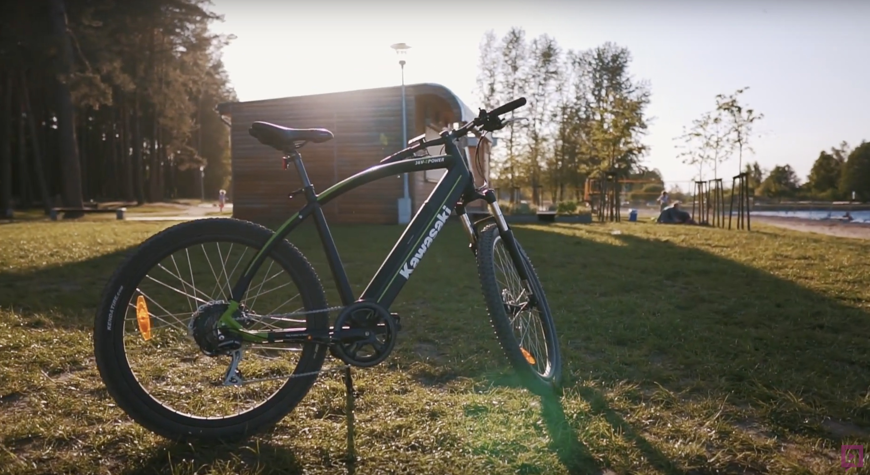 Sprawdziliśmy, jak radzi sobie elektryczny rower Kawasaki