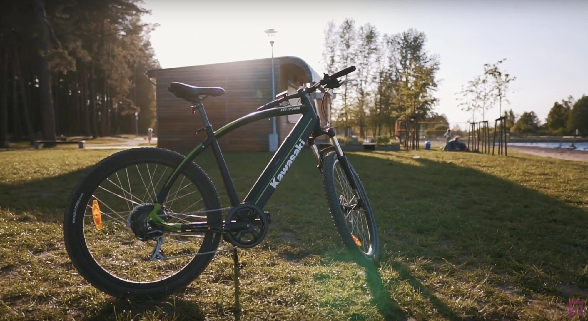 Sprawdziliśmy, jak radzi sobie elektryczny rower Kawasaki