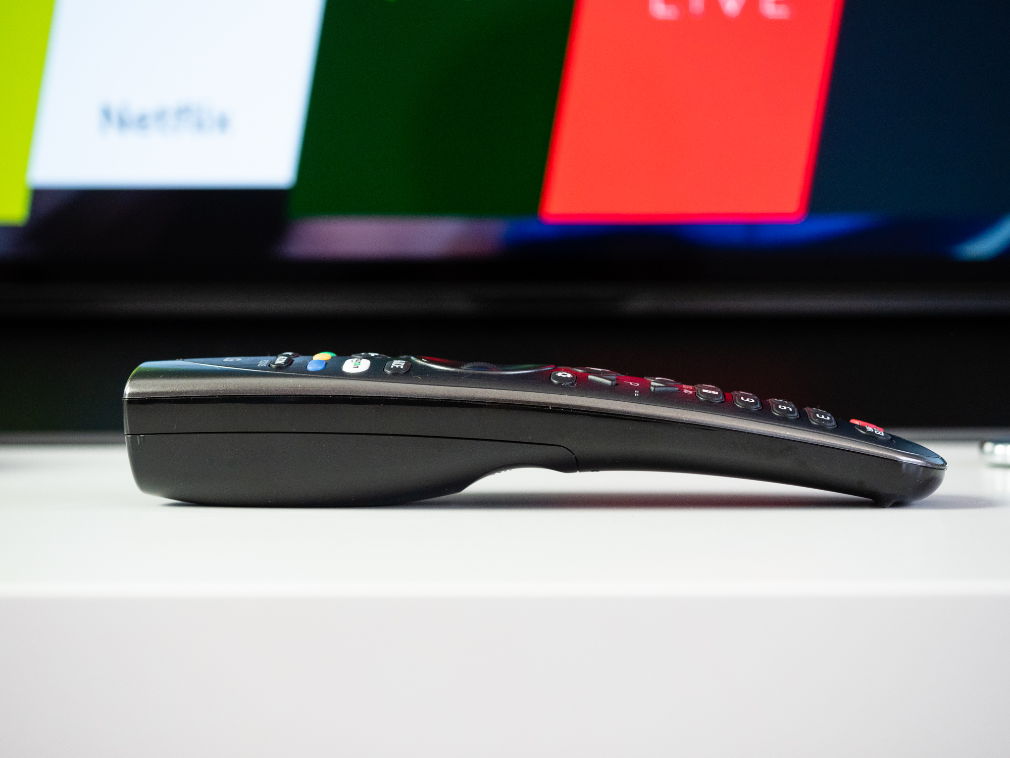 LG OLED TV B8 ThinQ