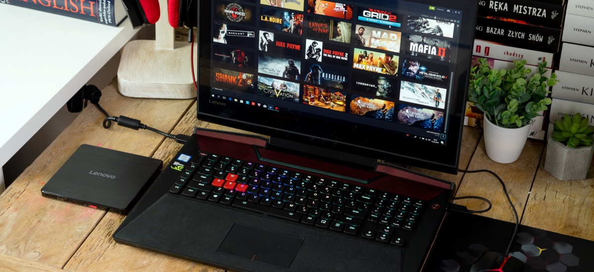 Gamingowy minimalizm, czyli dlaczego warto wybrać laptop dla graczy zamiast komputera stacjonarnego