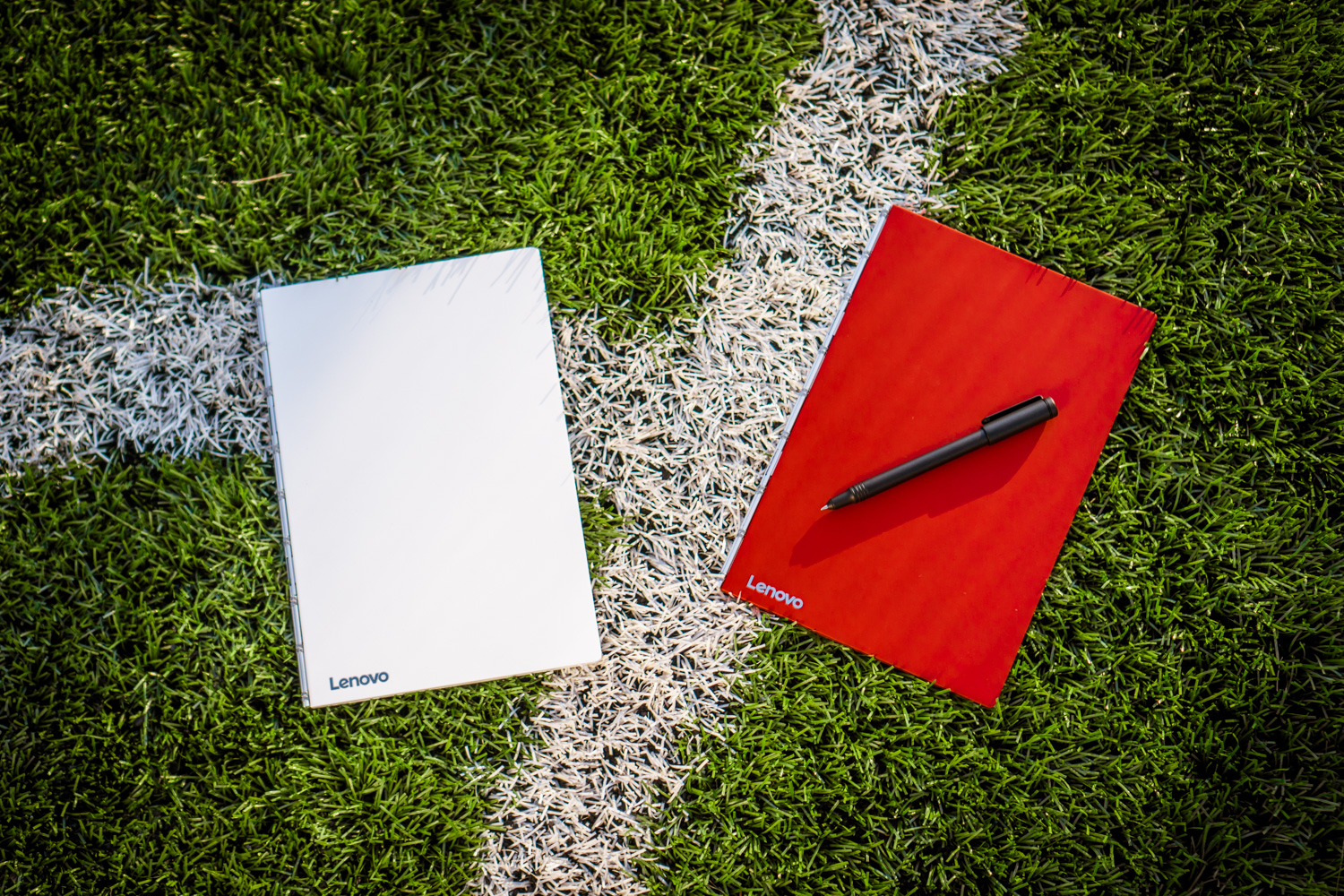 Lenovo Yoga Book jako kompan mundialu? Sprawdzamy, czy to możliwe