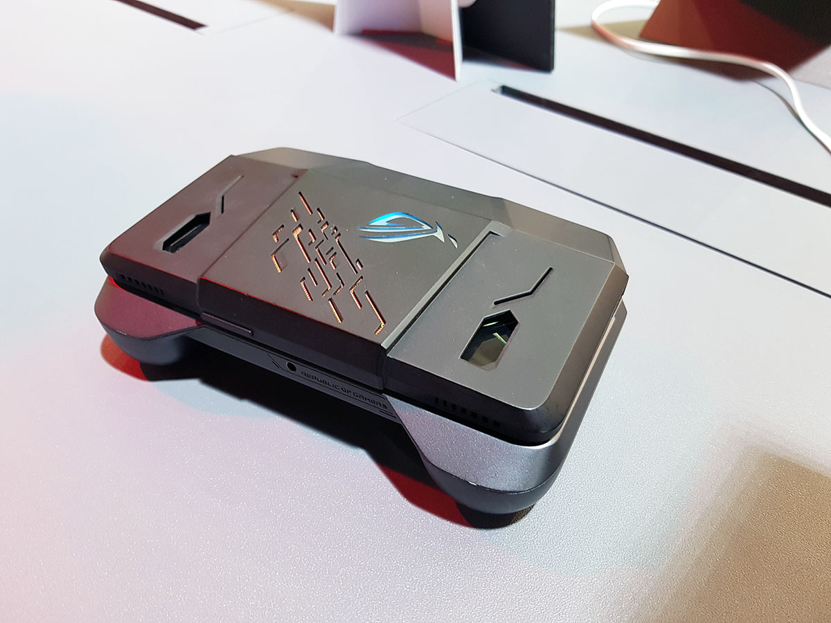 Asus ROG Phone class="wp-image-744250" 