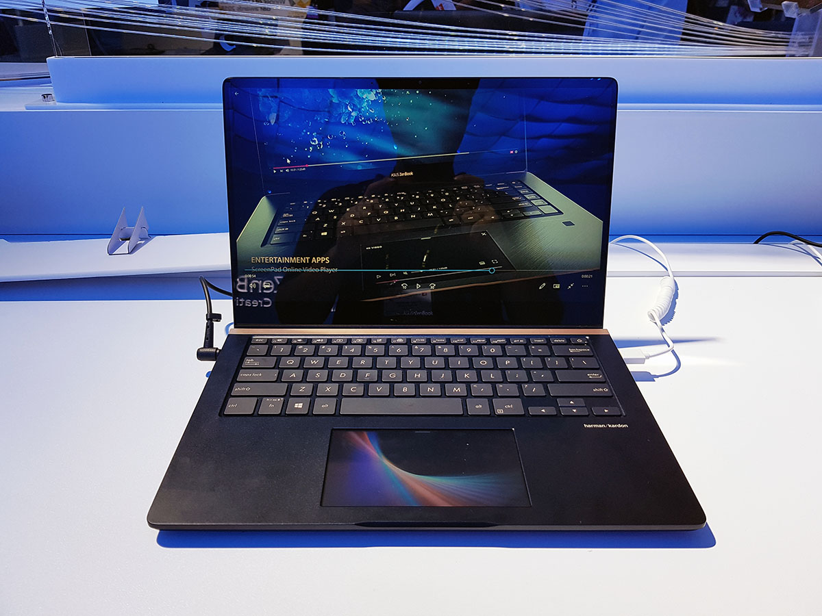 Asus ScreenPad class="wp-image-744379" 