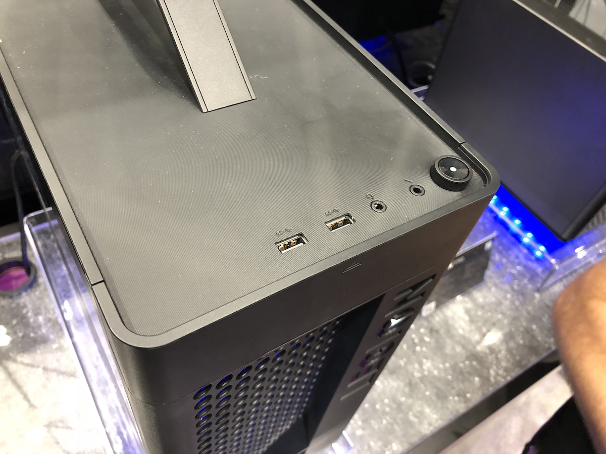 lenovo legion e3 2018 t730 1 class="wp-image-751633" 