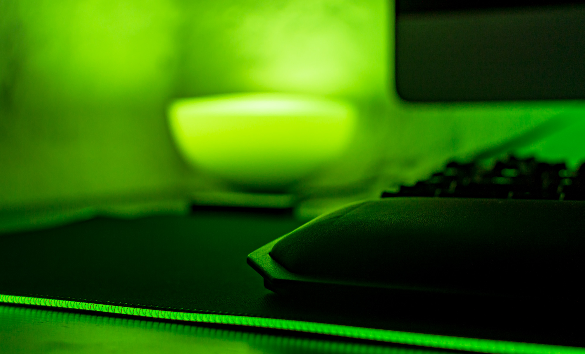 Razer Chroma i Hue nie sprawią, że będziesz lepszym graczem, ale grać się będzie zdecydowanie lepiej