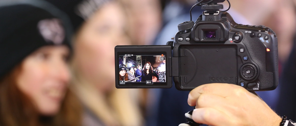 Nie musisz mieć wielkich zasięgów, żeby zarabiać na YouTubie. TalentTube połączy marki i małych twórców