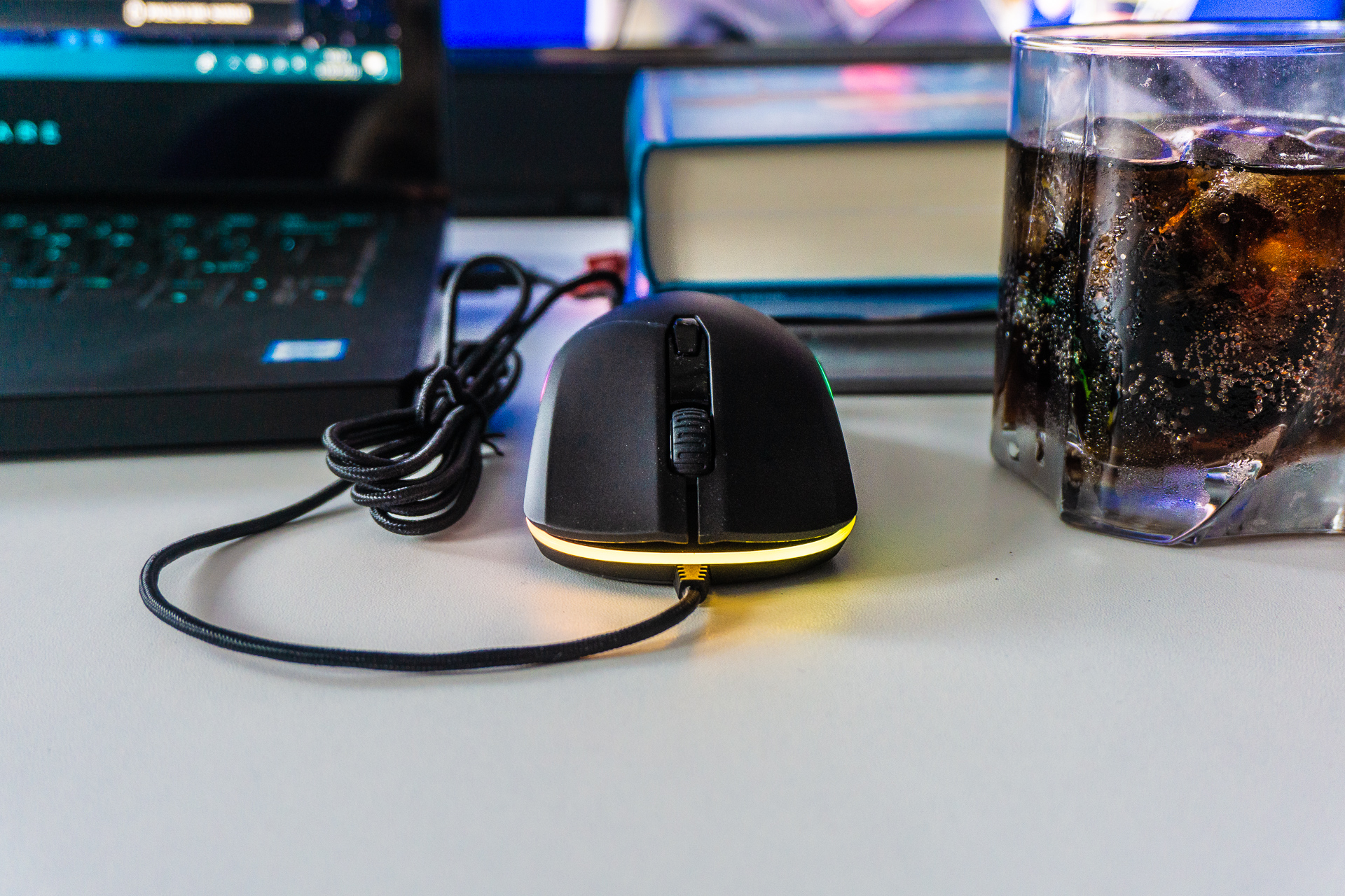 HyperX Pulse Surge przód class="wp-image-784471" 