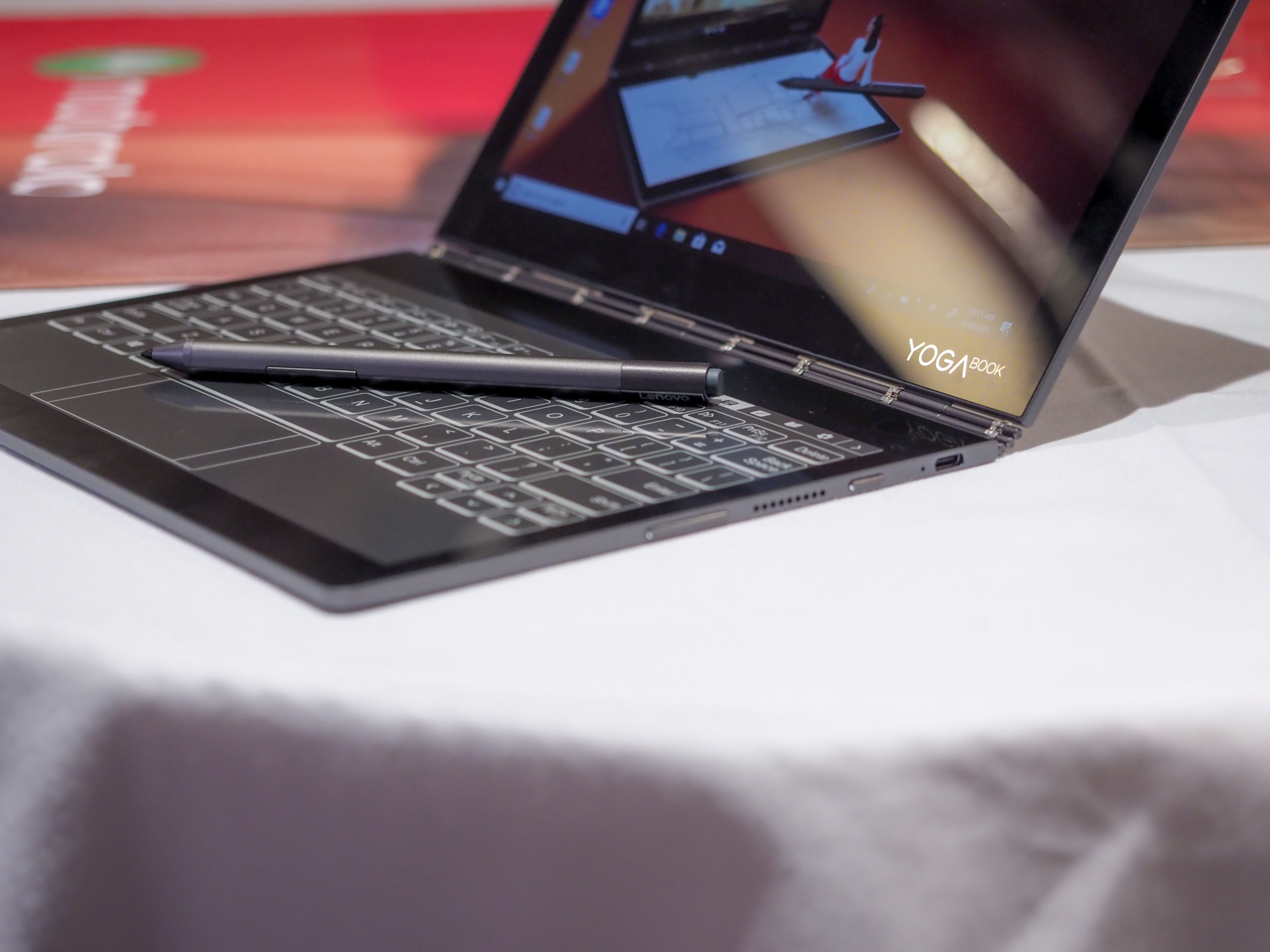Lenovo Yoga Book C930 - pierwsze wrażenia 