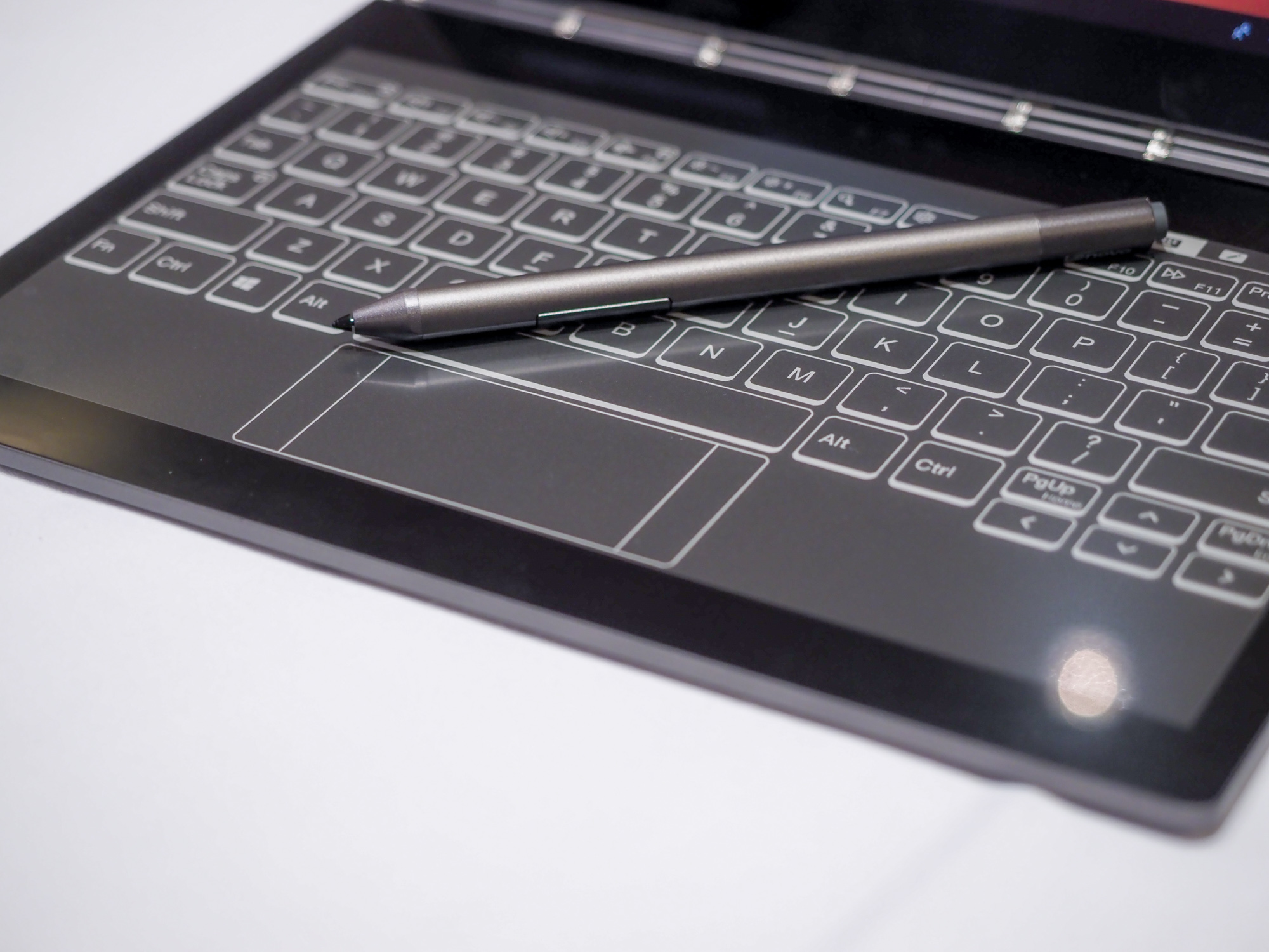 Lenovo Yoga Book C930 - pierwsze wrażenia 