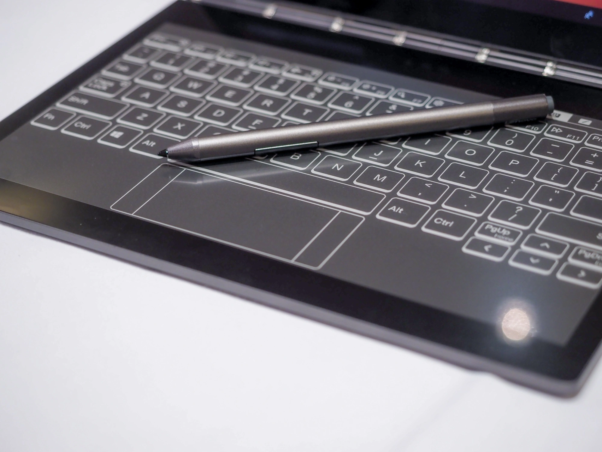 Lenovo Yoga Book C930 - pierwsze wrażenia