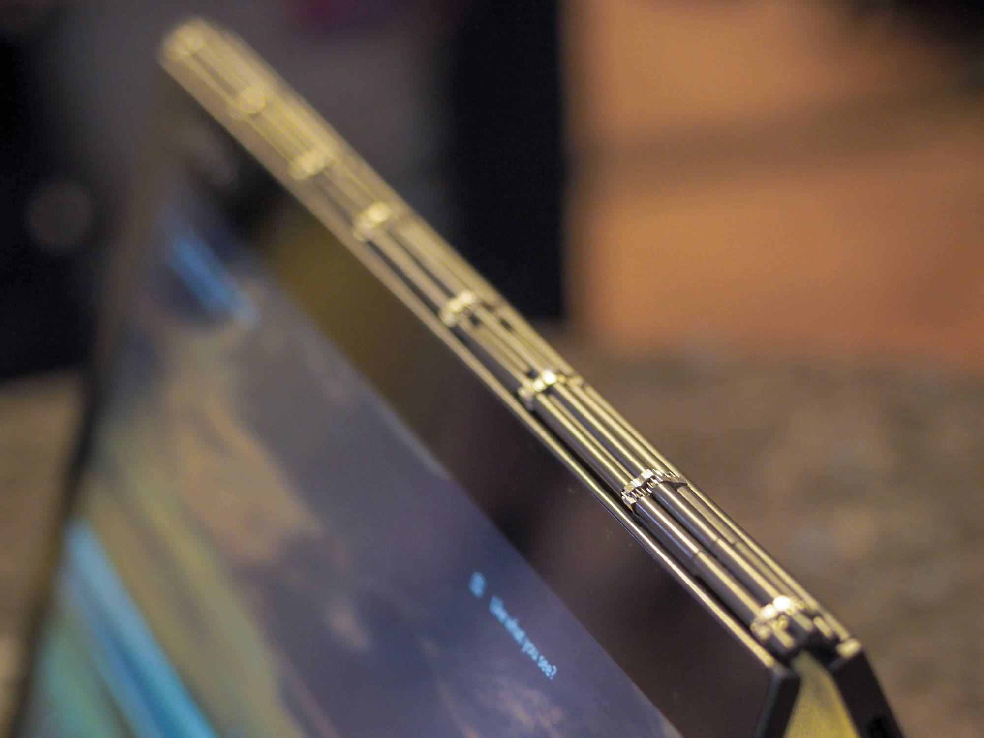 Lenovo Yoga Book C930 - pierwsze wrażenia 