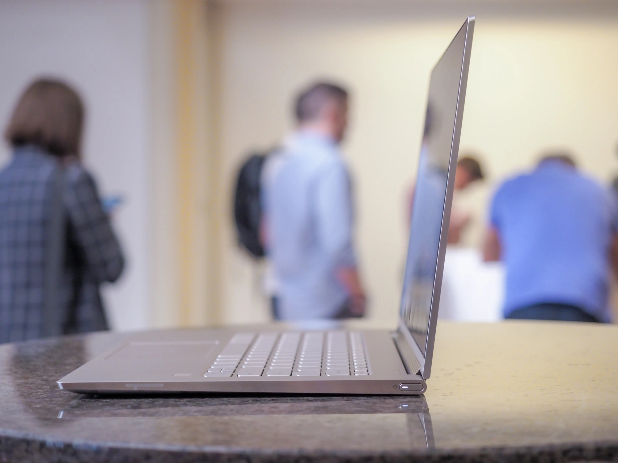 Lenovo Yoga C930 class="wp-image-794317"