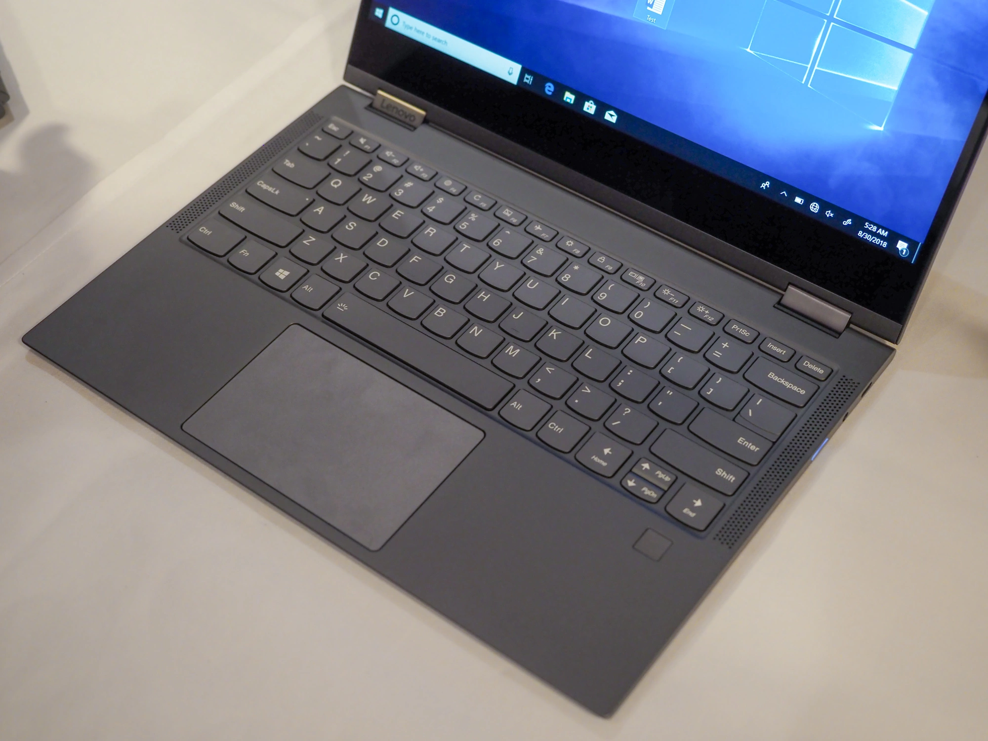 Lenovo Yoga C630 WOS class="wp-image-794341"