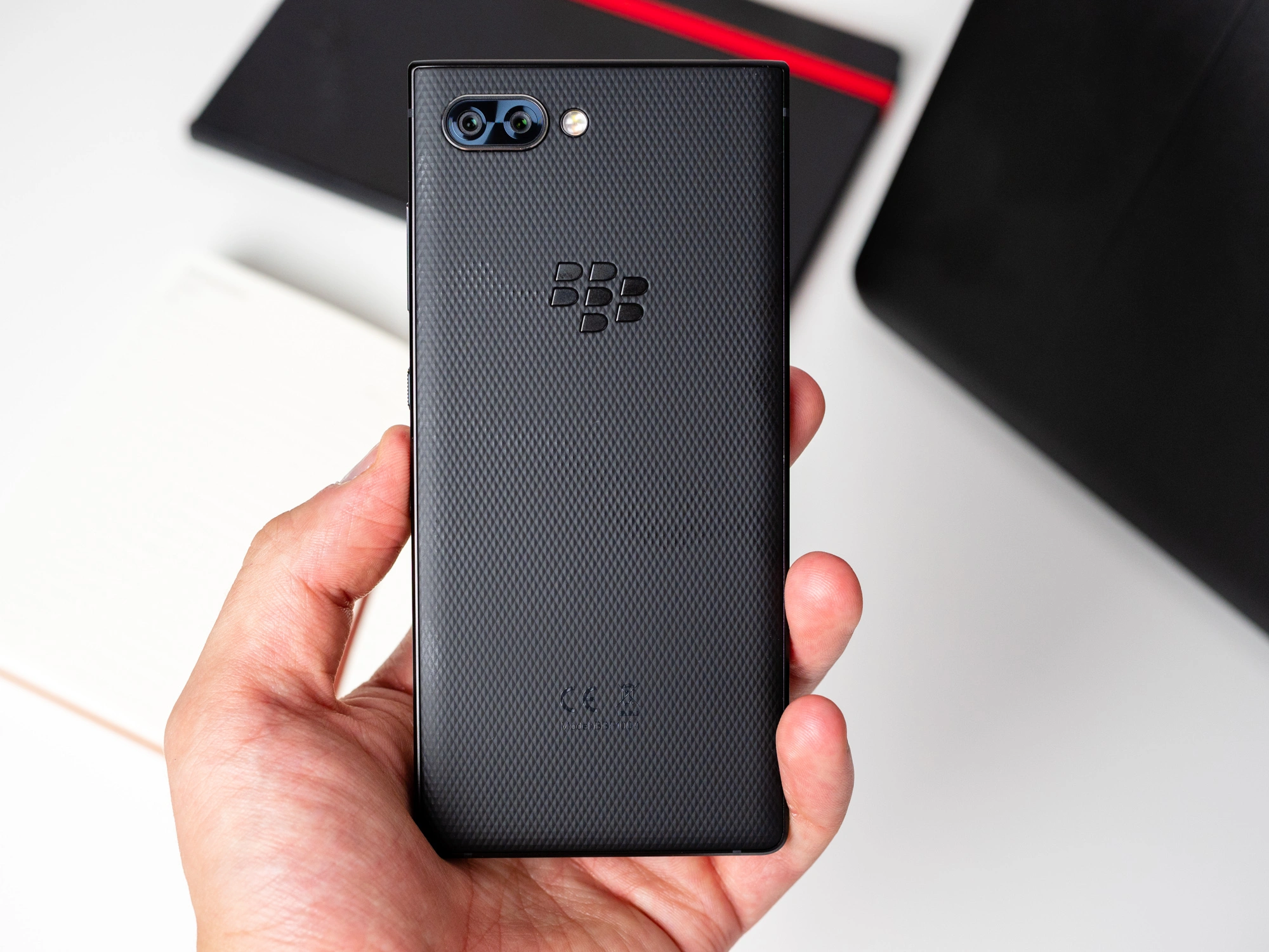 BlackBerry Key2 - tył. class="wp-image-778555"