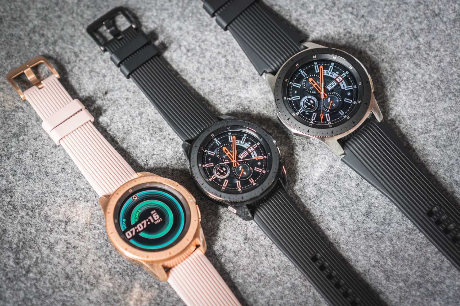 Samsunga Galaxy Watch w świetnej promocji. Można oszczędzić 400 zł