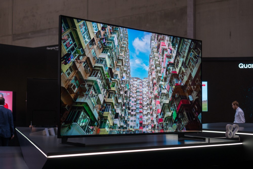 samsung qled 8k class="wp-image-793978" 