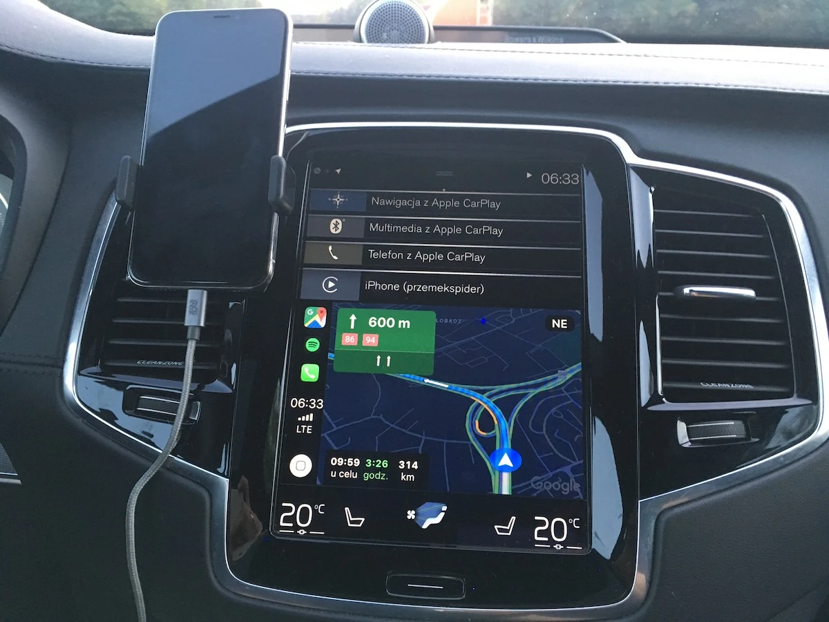 Google Maps w Carplay w końcu dostępne. Sprawdziliśmy, jak się spisują