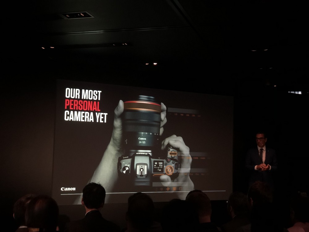canon eos r pełna klatka bezlusterkowiec class="wp-image-797878" 