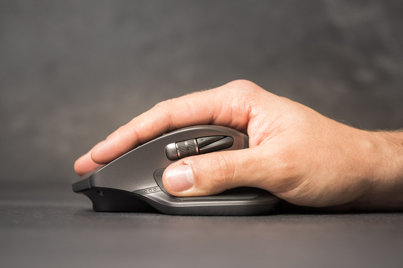 logitech mx master 2s - opinia, test, recenzja, gesty class="wp-image-810676" 