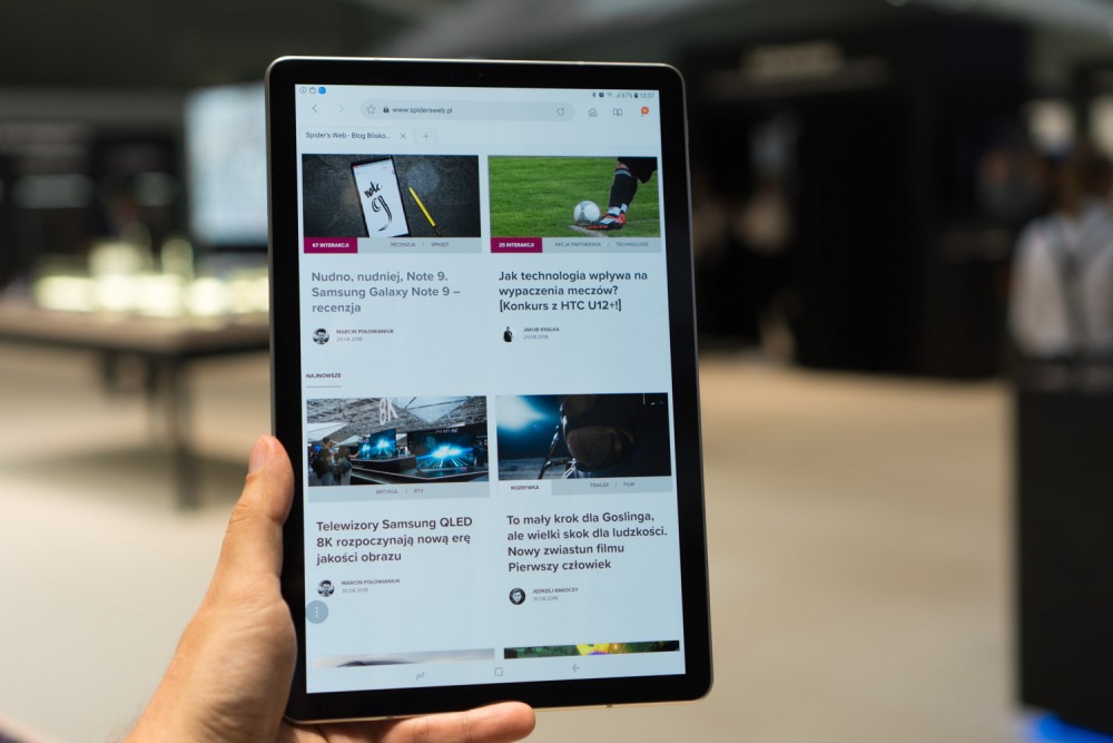 samsung galaxy tab s4 class="wp-image-796306" 