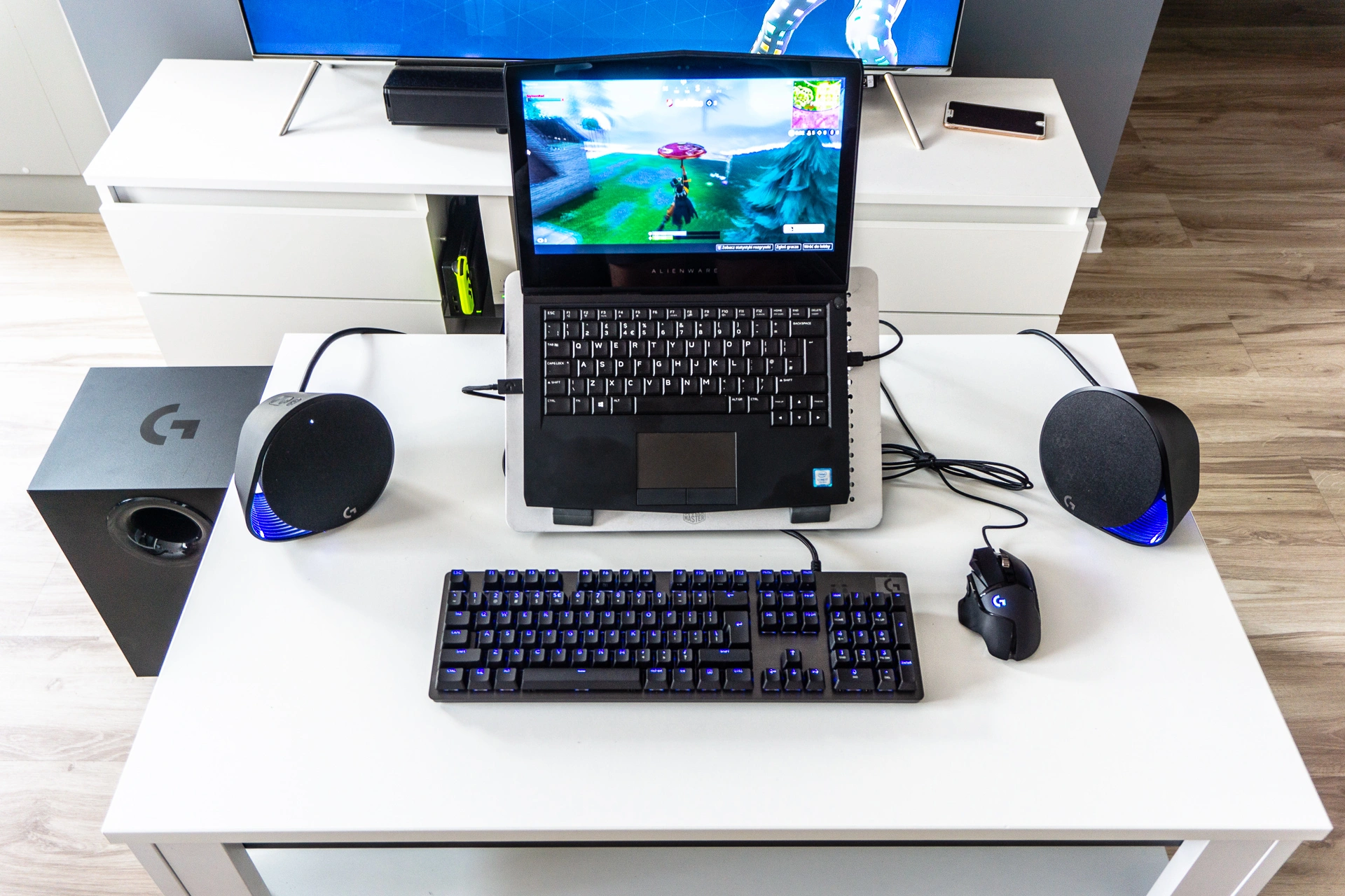 Stanowisko gracza Fortnite - jaka myszka, klawiatura, głośniki?