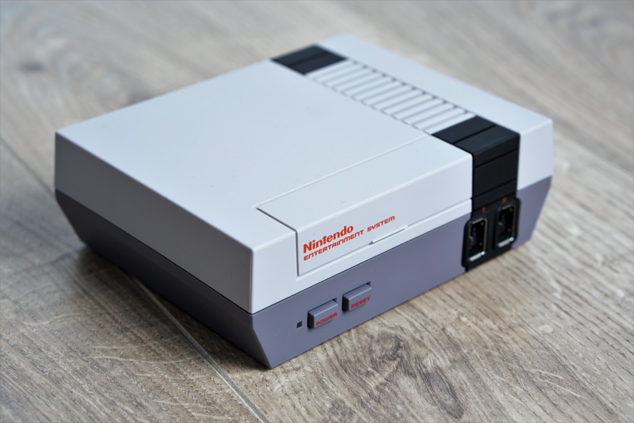 Nintendo Classic Mini (NES Mini) - czy warto kupić tę konsolę w 2018 roku?