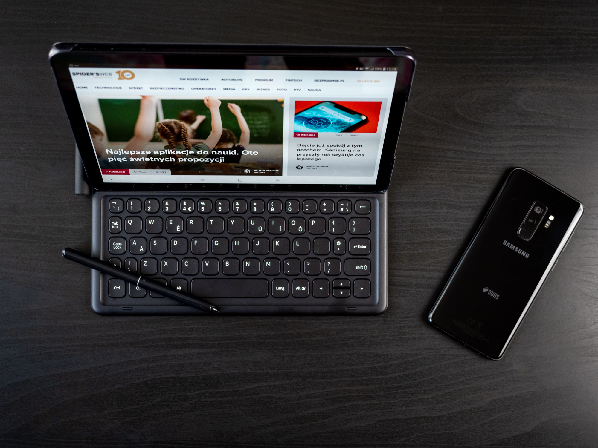 Galaxy Tab S4 class="wp-image-825023" 