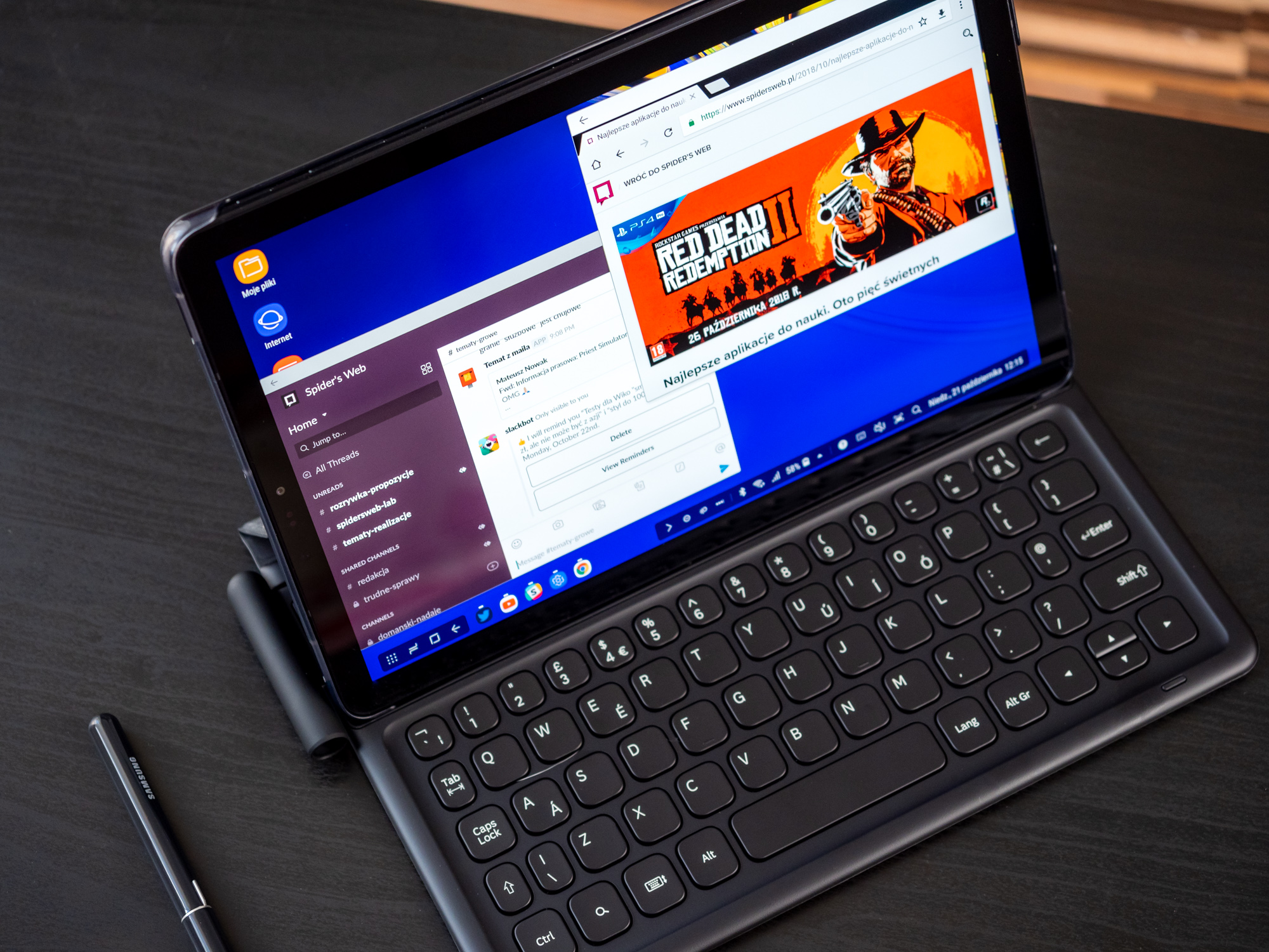 Galaxy Tab S4 class="wp-image-825041" 